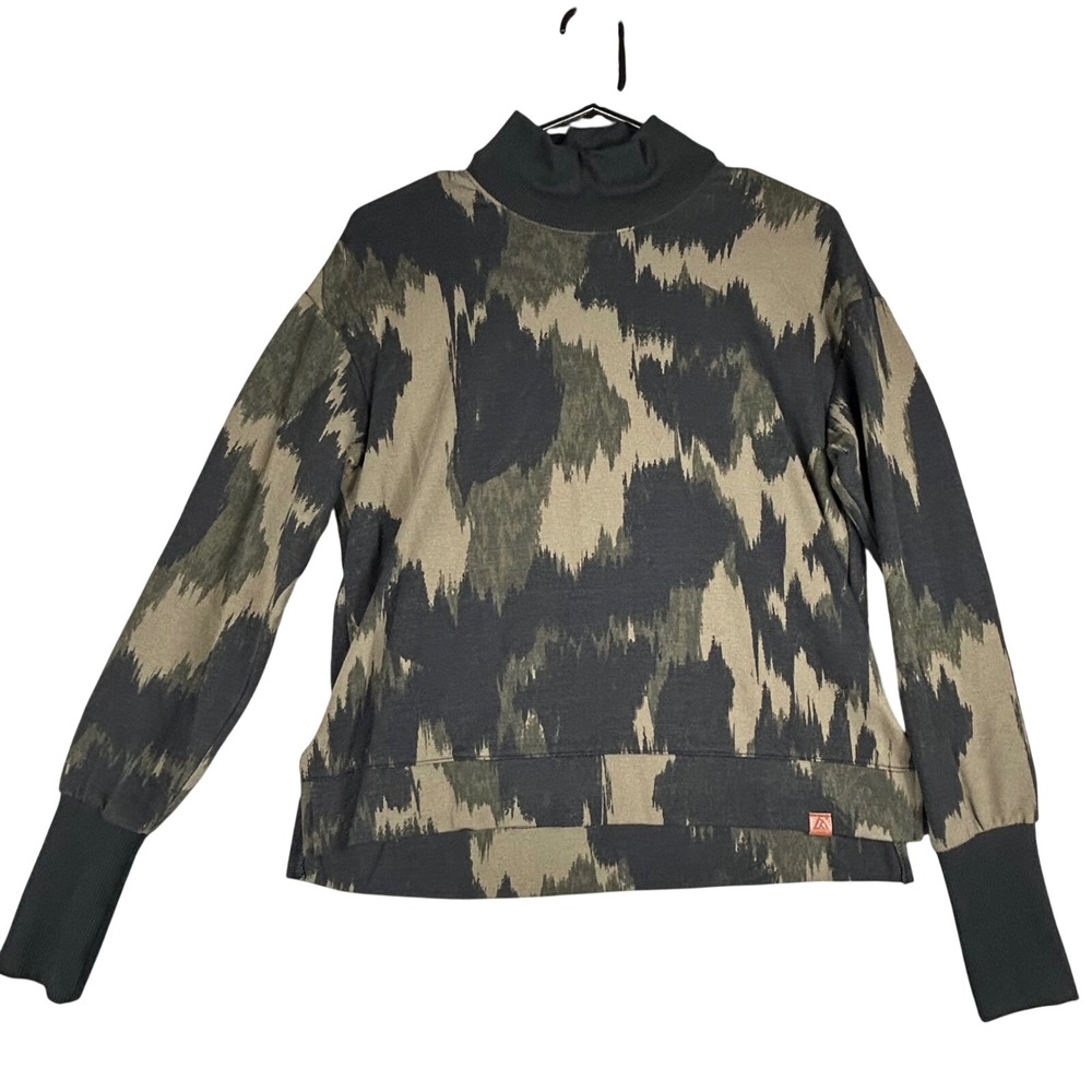 Alpine Design Women's Camo Mock‎ Neck Long Sleeve Sweatshirt Top Size S